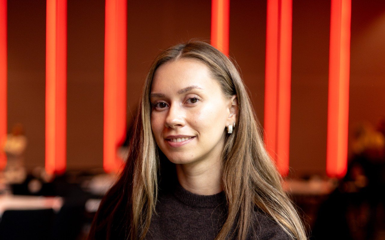 – U35 gjør det lettere å få gode råd fra kolleger i bransjen som jeg ellers aldri ville ha møtt, sier Astrid Ovedie Stangnes Aronsen. Foto: Vilma Taubo